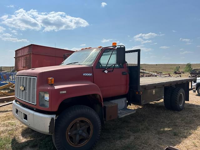 Image of Chevrolet Kodiak equipment image 1