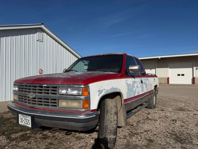 Image of Chevrolet 1500 equipment image 1