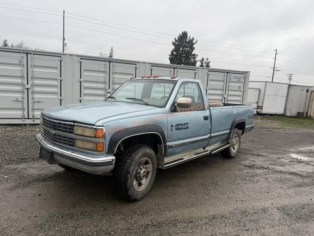 Image of Chevrolet 3500 equipment image 2