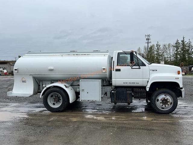 Image of Chevrolet Kodiak equipment image 4