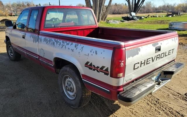 Image of Chevrolet 1500 equipment image 3