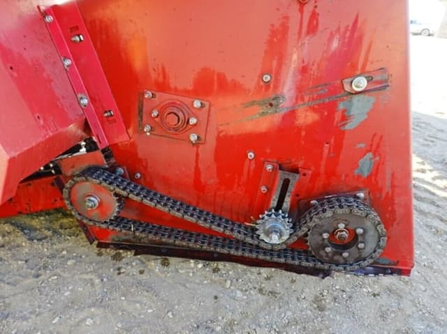 Image of Case IH 1063 equipment image 4