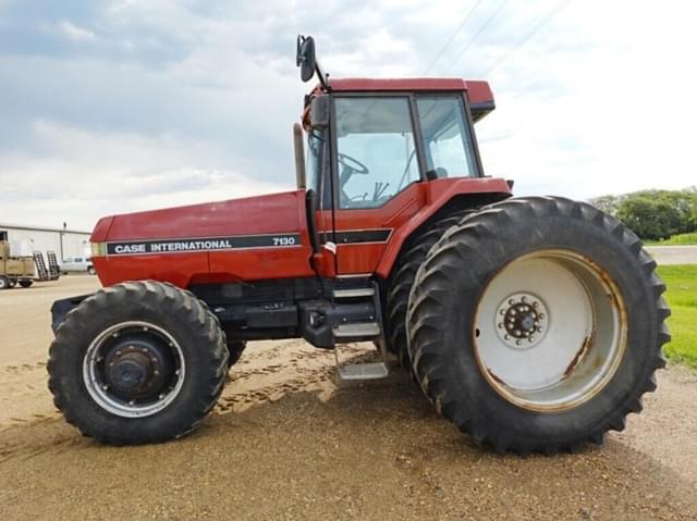 Image of Case IH 7130 equipment image 1