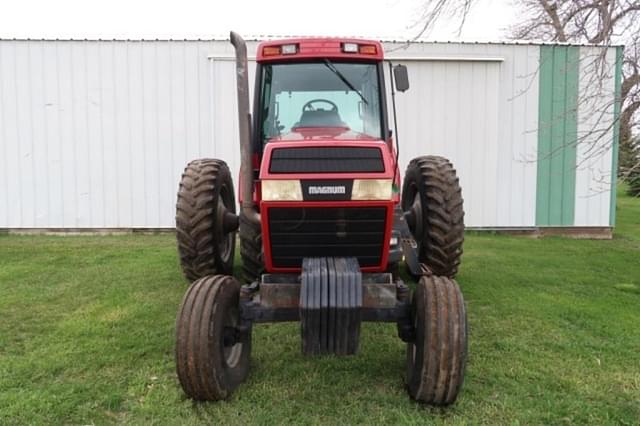 Image of Case IH 7110 equipment image 2