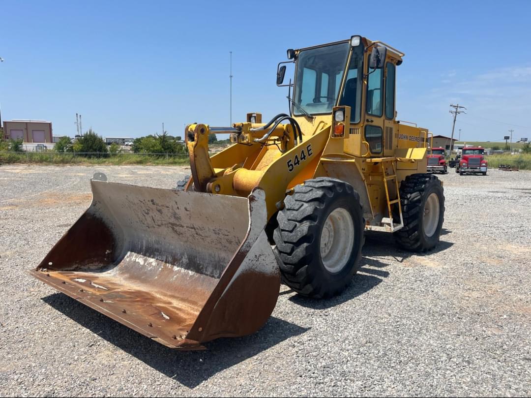 Image of John Deere 544E Primary image