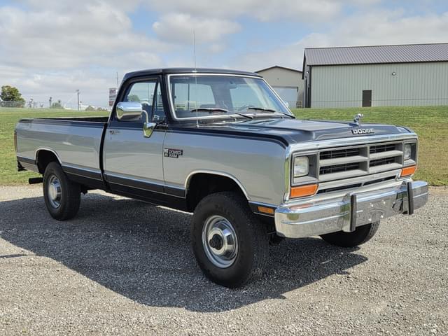 Image of Dodge Ram 350 equipment image 2