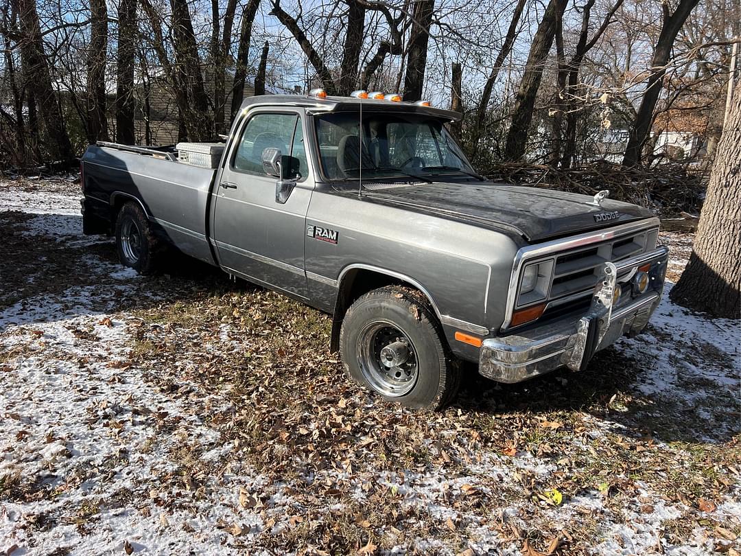 Image of Dodge Ram 350 Primary image