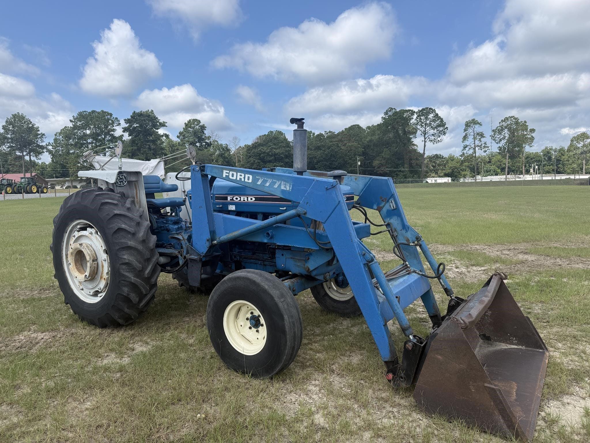 1990 Ford 6610 Equipment Image0