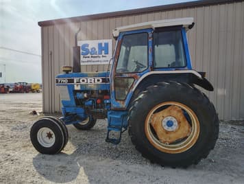 Main image Ford 7710