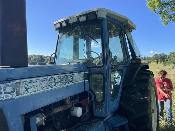 Image of Ford 8630 equipment image 1