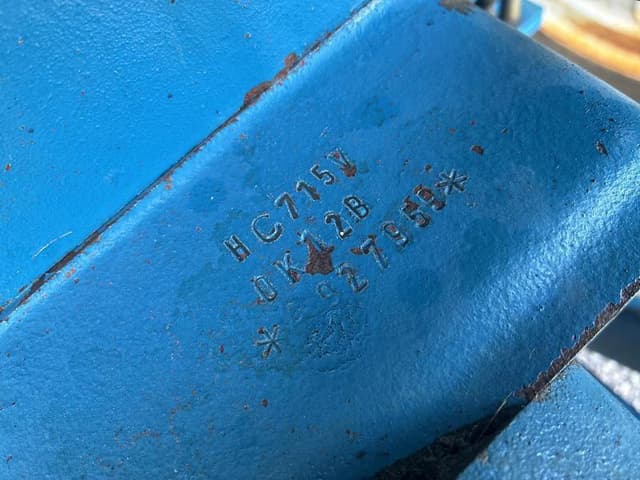 Image of Ford 8730 equipment image 1