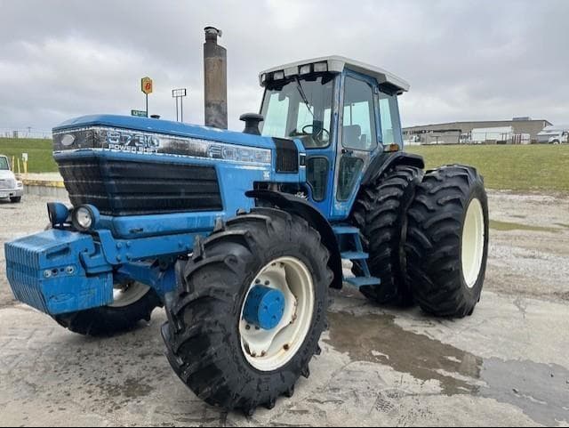 Image of Ford 8730 equipment image 2