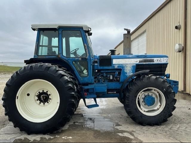 Image of Ford 8730 equipment image 3