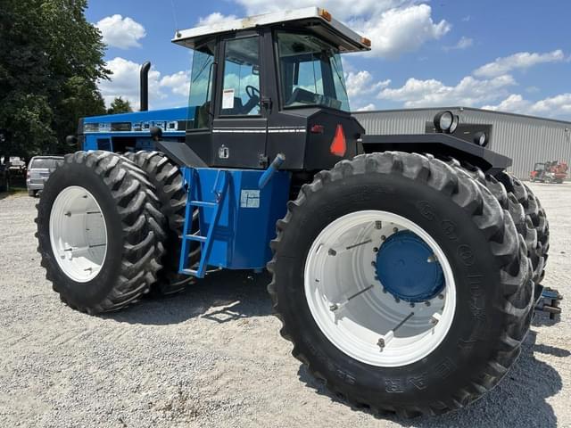 Image of Ford 876 equipment image 4