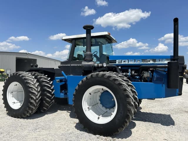 Image of Ford 876 equipment image 1