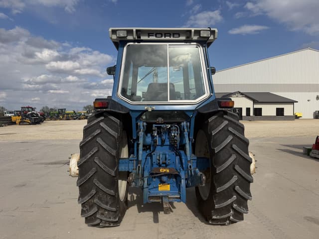 Image of Ford 8830 equipment image 3