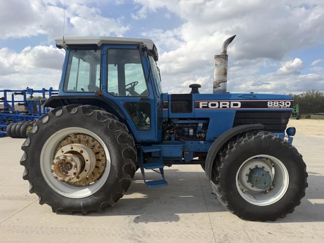 Image of Ford 8830 equipment image 1