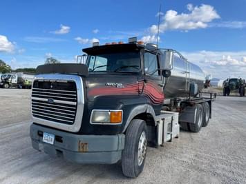 Main image Ford L9000