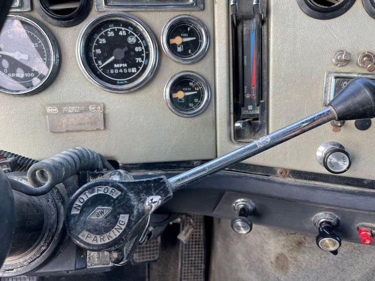 Main image Ford L9000 101