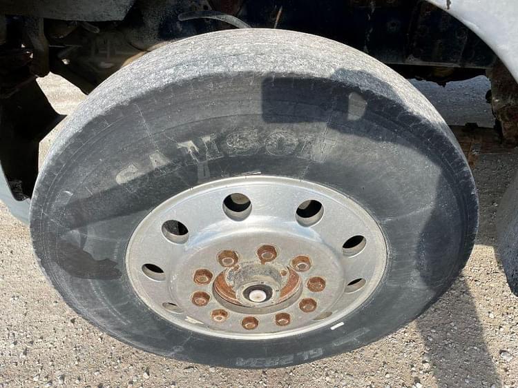 Main image Ford L9000 28