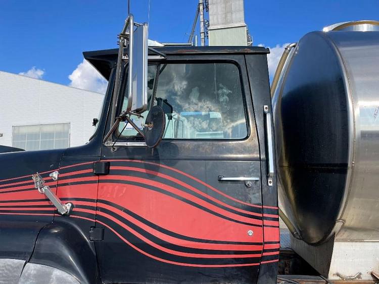 Main image Ford L9000 30