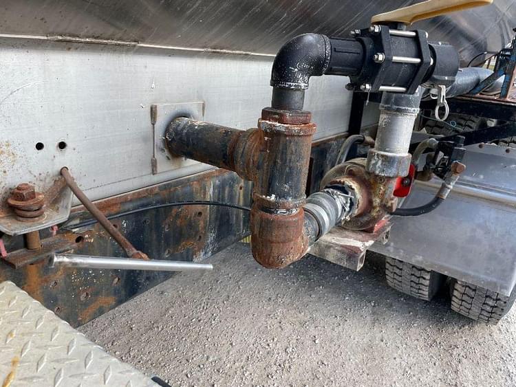Main image Ford L9000 40