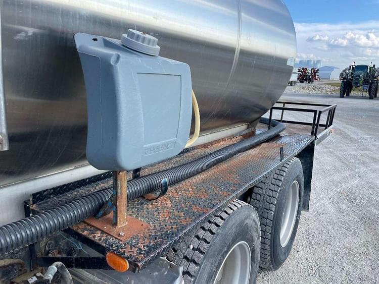 Main image Ford L9000 42