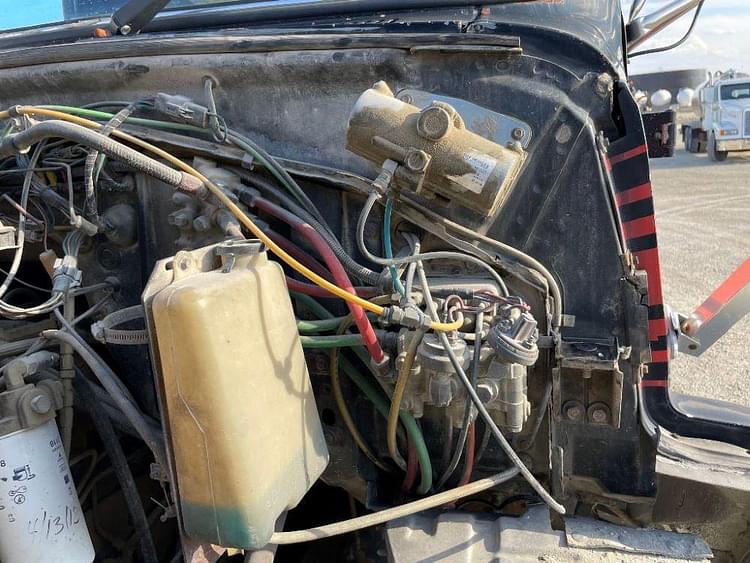 Main image Ford L9000 84