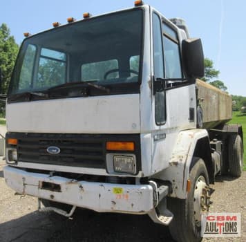 Main image Ford CF8000