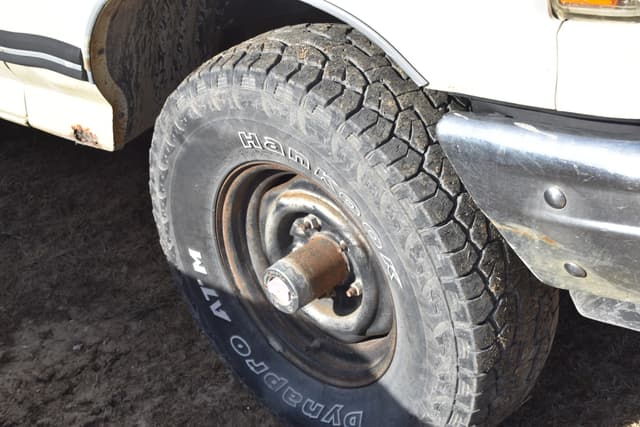 Image of Ford F-150 equipment image 3