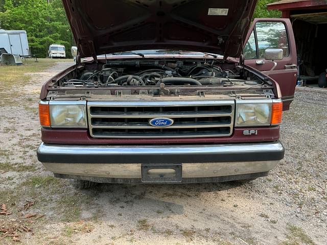 Image of Ford F-150 equipment image 2
