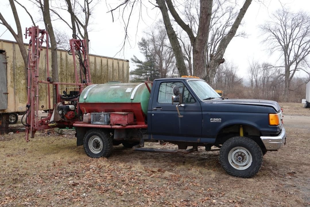 Image of Ford F-250 Primary image
