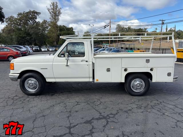 Image of Ford F-250 equipment image 2