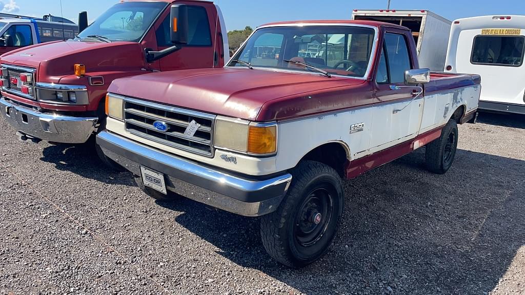 Image of Ford F-250 Primary image