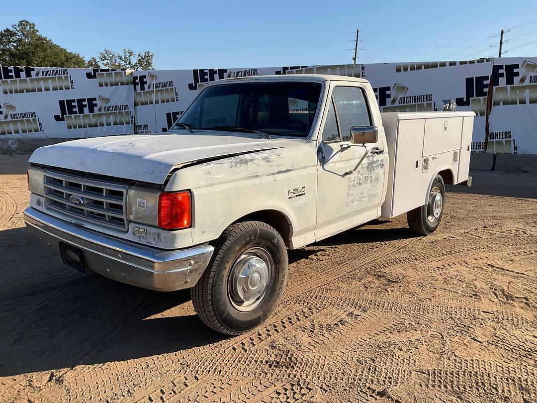 Image of Ford F-250 Primary image