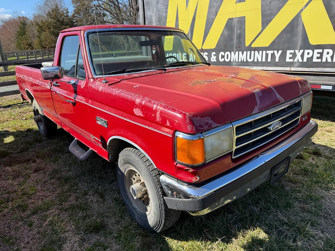 Image of Ford F-250 Primary image