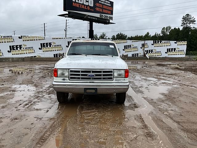 Image of Ford F-250 equipment image 1