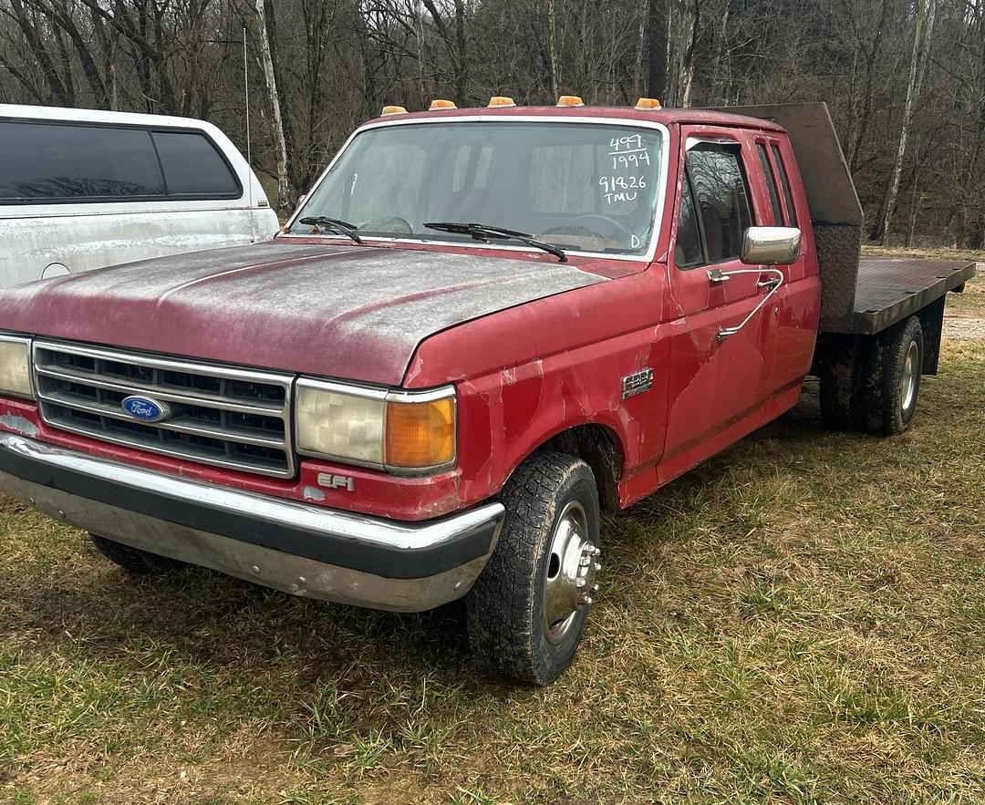 Image of Ford F-350 Primary image