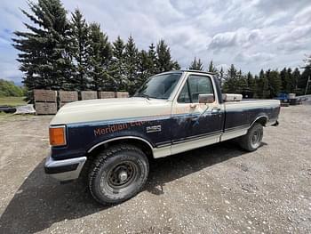 1990 Ford F-150 Equipment Image0