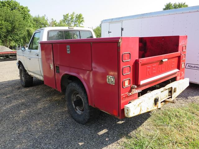 Image of Ford F-250 equipment image 4