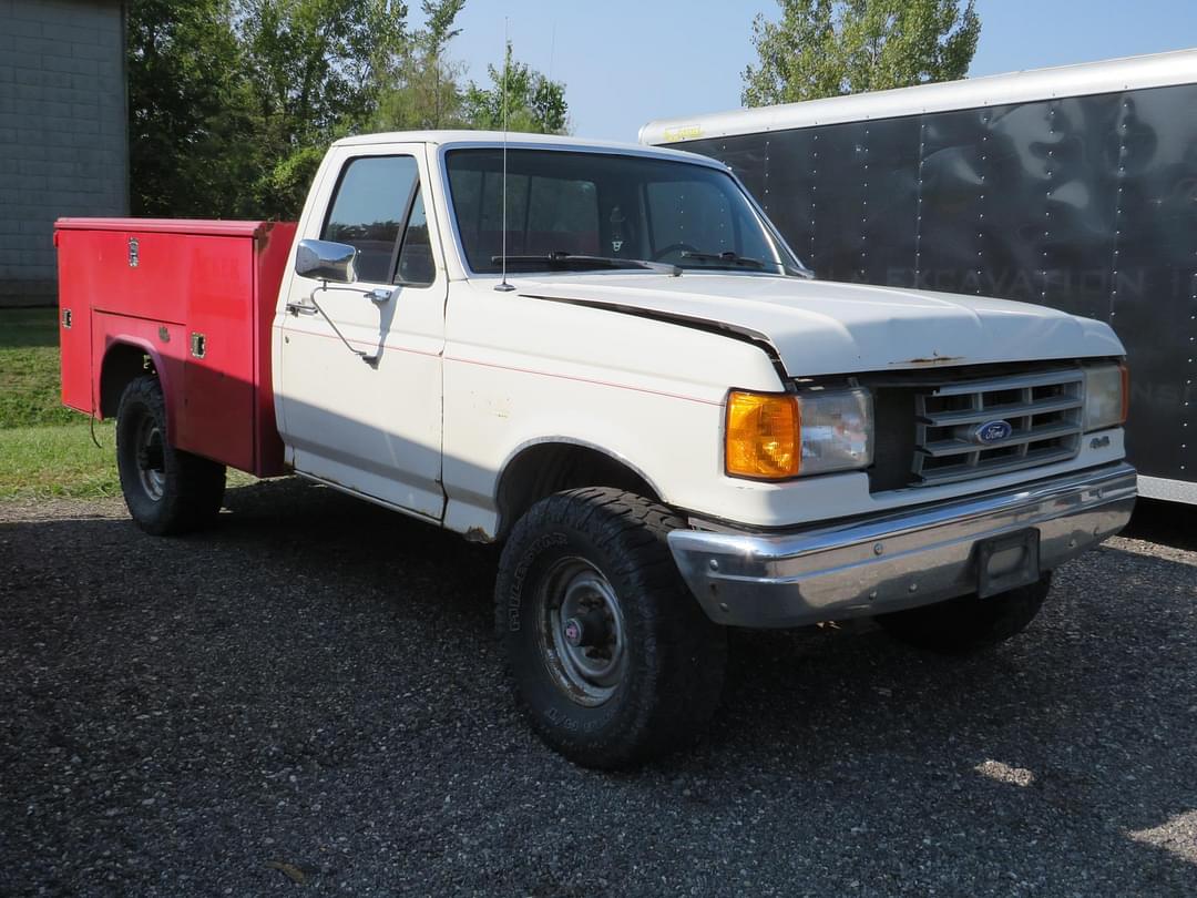 Image of Ford F-250 Primary image