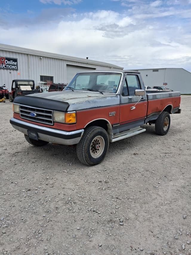 Image of Ford F-250 equipment image 4