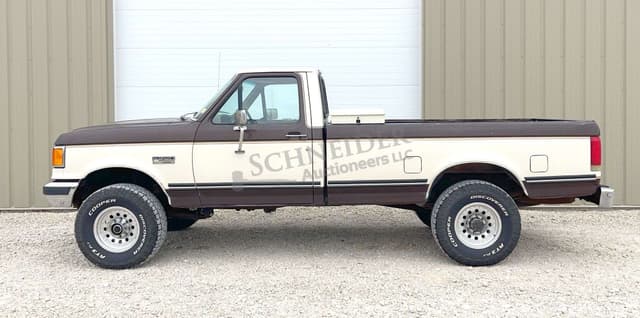 Image of Ford F-250 equipment image 3