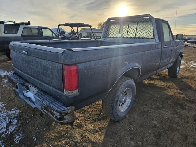 Image of Ford F-250 equipment image 1