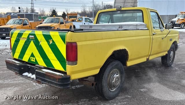 Image of Ford F-250 equipment image 4