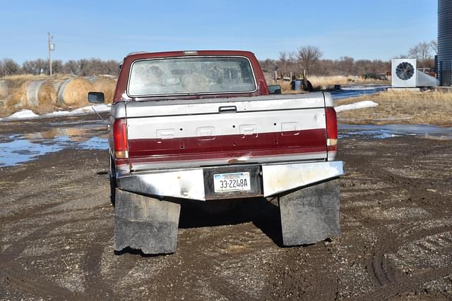 Image of Ford F-250 equipment image 4