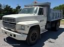 1990 Ford F700 Image