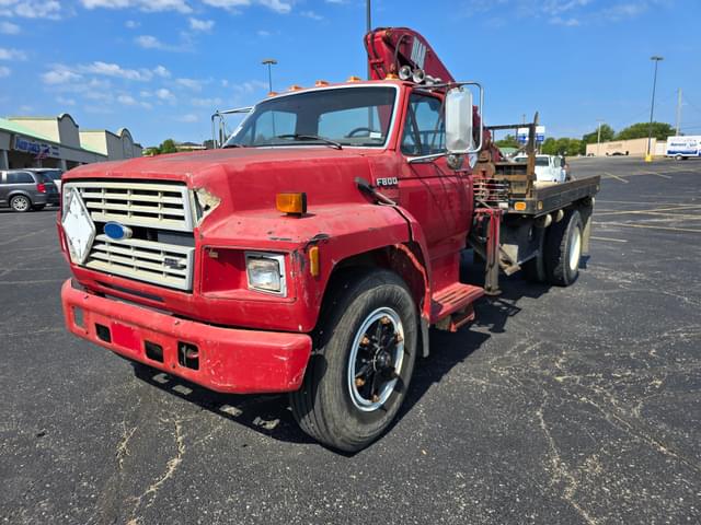 Image of Ford F-800 equipment image 1