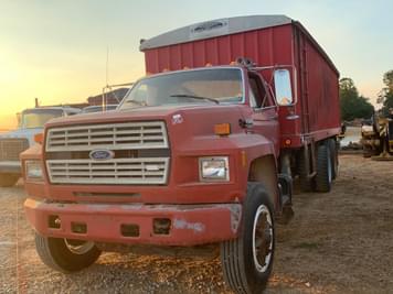 Main image Ford F-8000