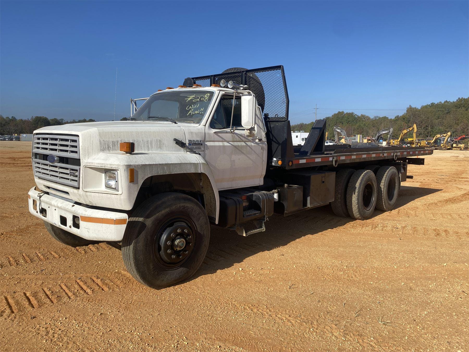 Main image Ford F-900